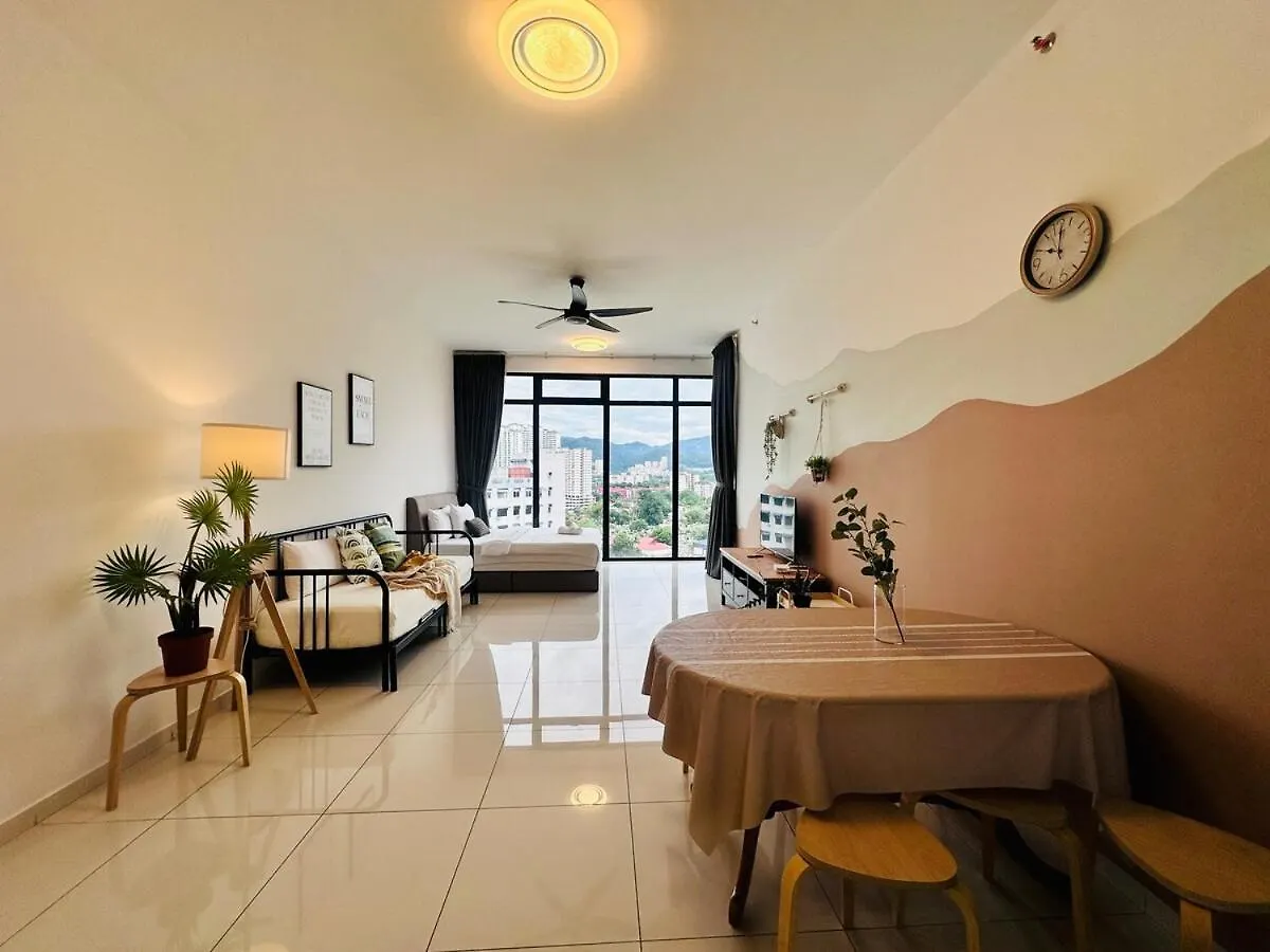 Comfy 2Br Sunny Suite Sky Pool & Stunning Views George Town Malezja